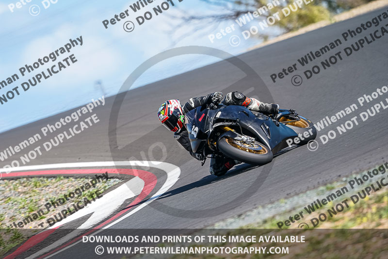 cadwell no limits trackday;cadwell park;cadwell park photographs;cadwell trackday photographs;enduro digital images;event digital images;eventdigitalimages;no limits trackdays;peter wileman photography;racing digital images;snetterton;snetterton no limits trackday;snetterton photographs;snetterton trackday photographs;trackday digital images;trackday photos